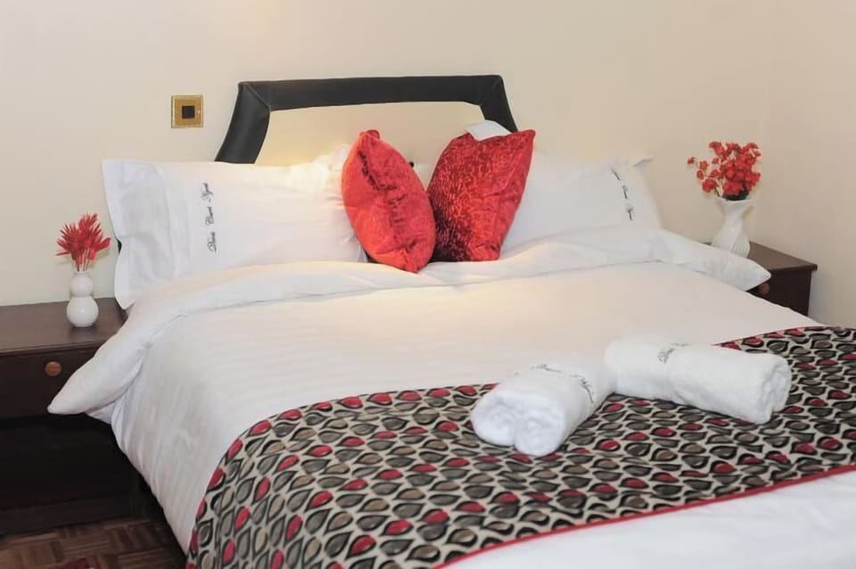Suite | Minibar, desk, soundproofing, free WiFi