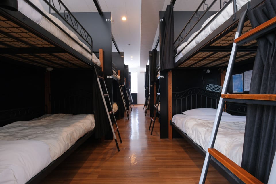 Shared Dormitory (Men only) | In-room safe, WiFi (free), bed sheets