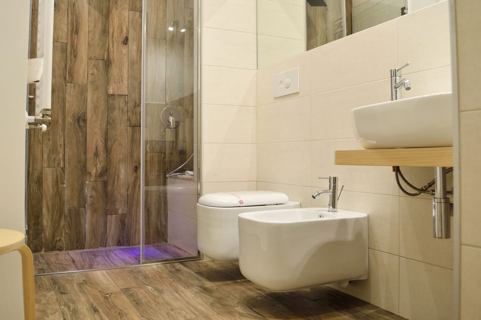 Bathroom shower