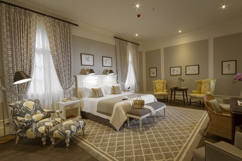 Signature Room, 1 King Bed, Garden View | Garden view