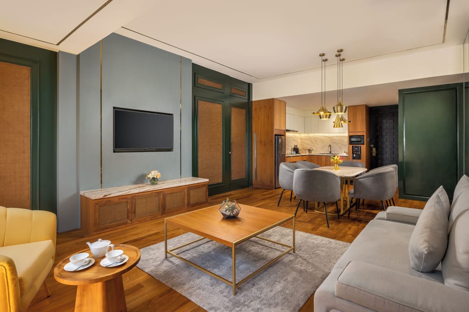 Family Room | Pillowtop beds, minibar, in-room safe, desk