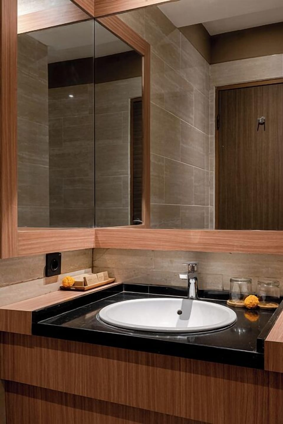 Eco-friendly toiletries, hair dryer, slippers, bidet