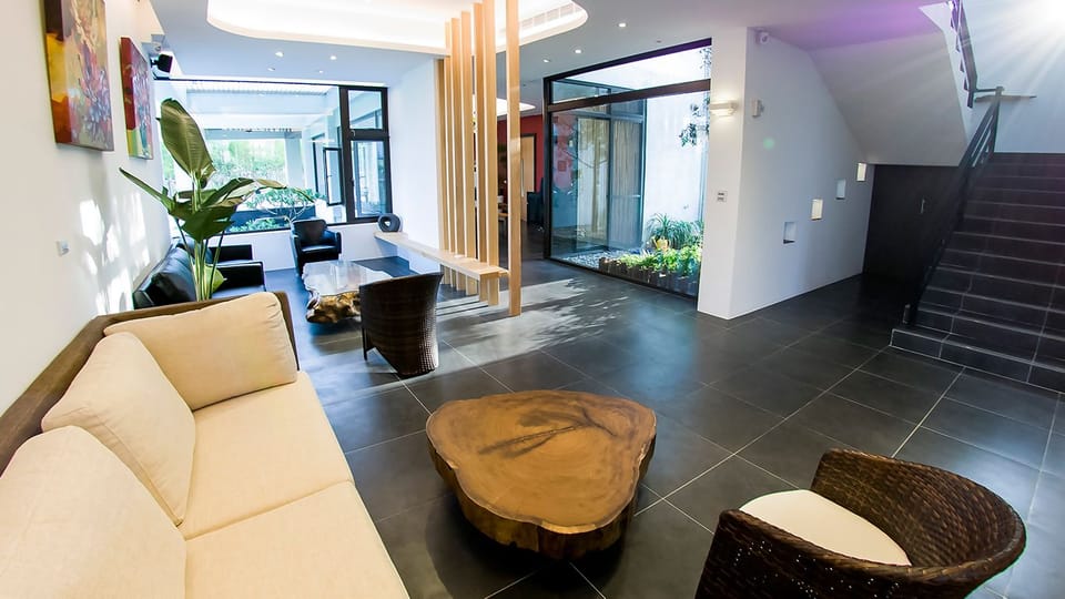 Lobby sitting area
