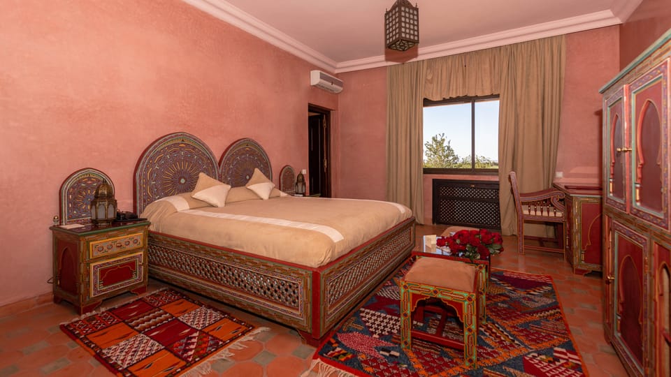 Family Suite, 2 Bedrooms | Egyptian cotton sheets, premium bedding, down comforters