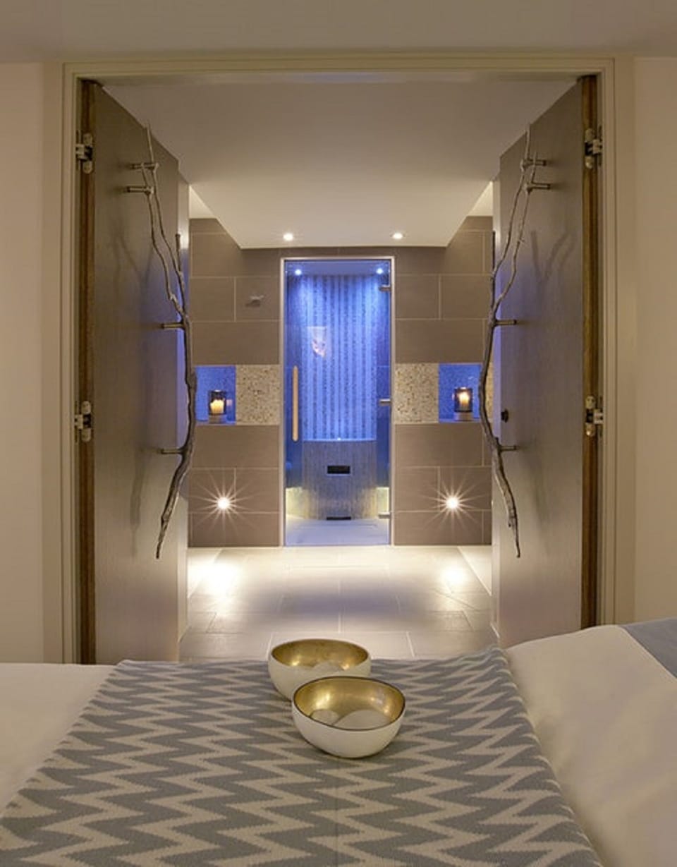 Deep-tissue massages, Swedish massages, sports massages