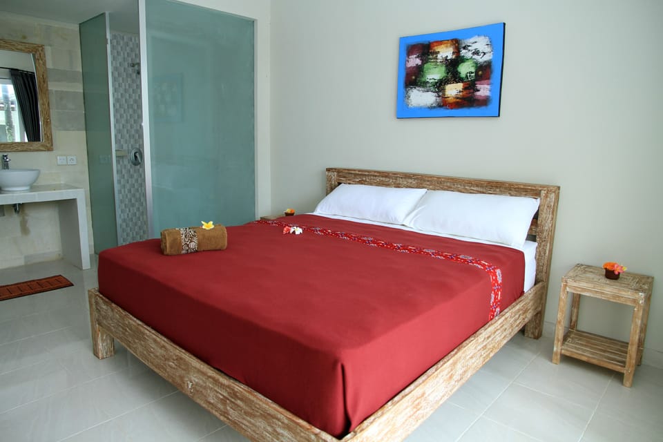 In-room safe, desk, free WiFi, bed sheets