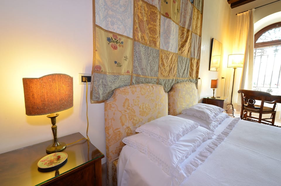 Apartment, Canal View | 1 bedroom, iron/ironing board, cribs/infant beds, free WiFi