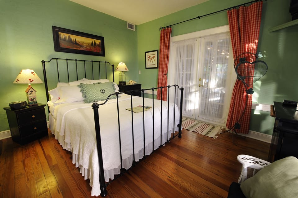 The Seagrape Room | 1 bedroom, premium bedding, individually decorated