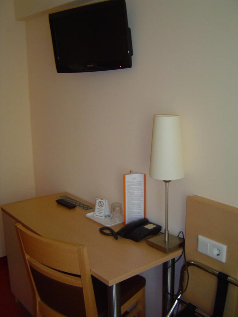 Atomis Hotel Düsseldorf City Hotel in Neuss