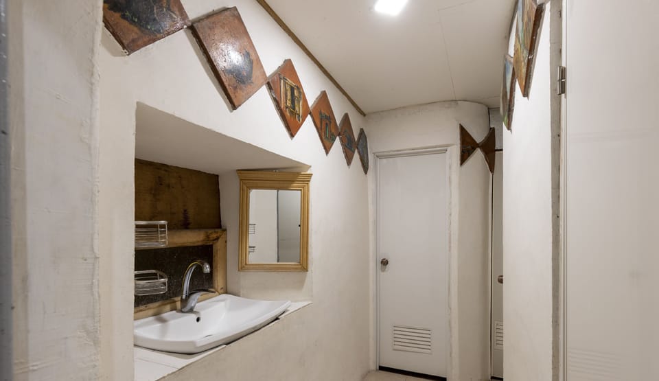 Economy Triple Room | Desk, iron/ironing board (on request), rollaway beds (surcharge)