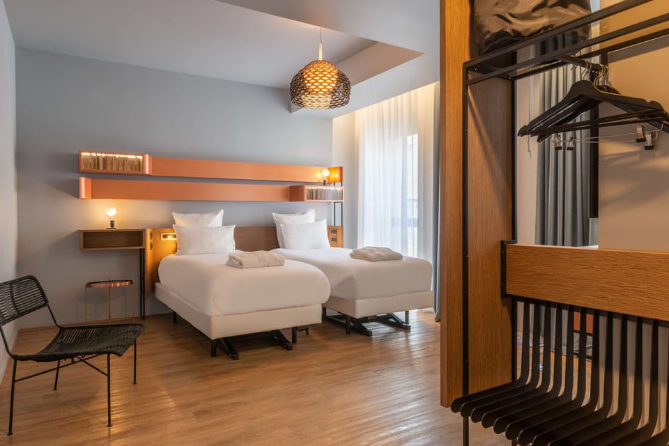 Deluxe Room, 2 Twin Beds | Premium bedding, Select Comfort beds, in-room safe