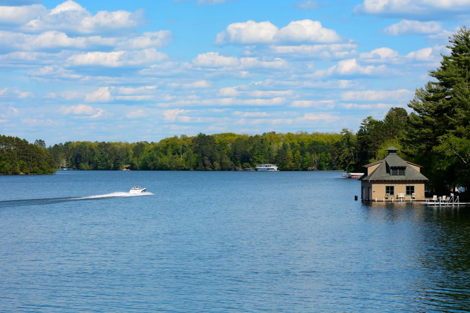 Standard Studio | Lake view