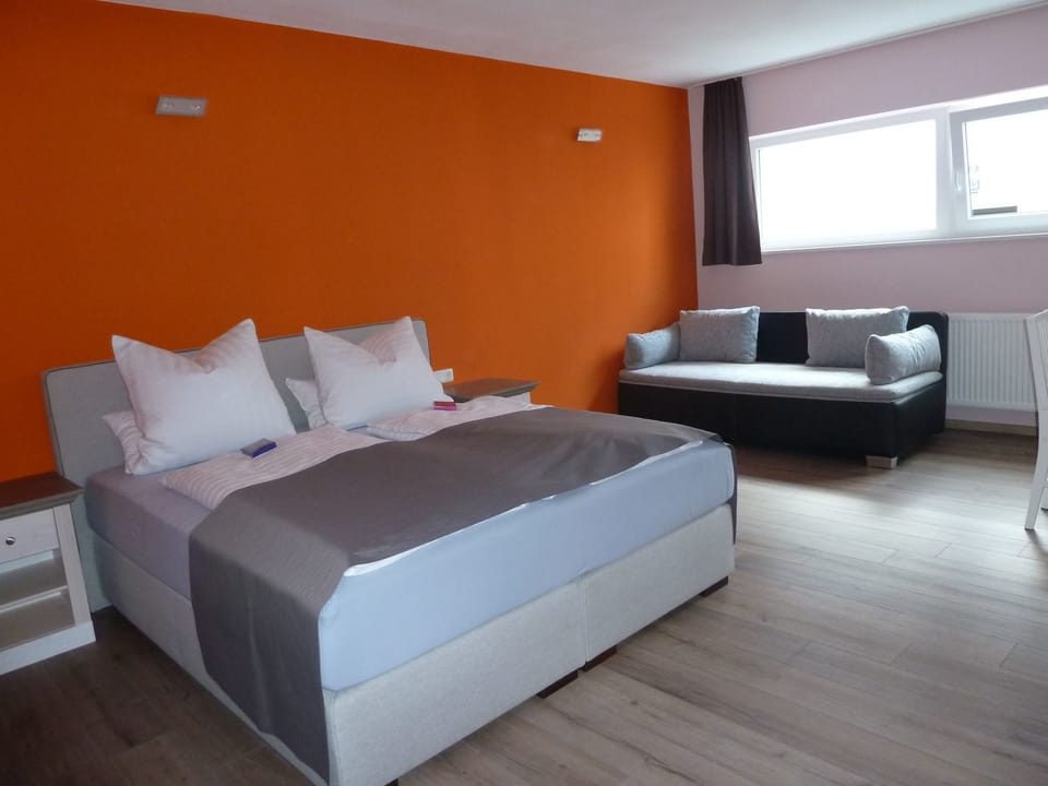 Classic Double Room | Premium bedding, minibar, in-room safe, blackout drapes