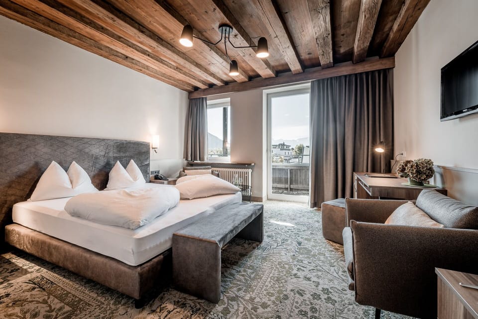 Superior Double Room | Hypo-allergenic bedding, down comforters, in-room safe