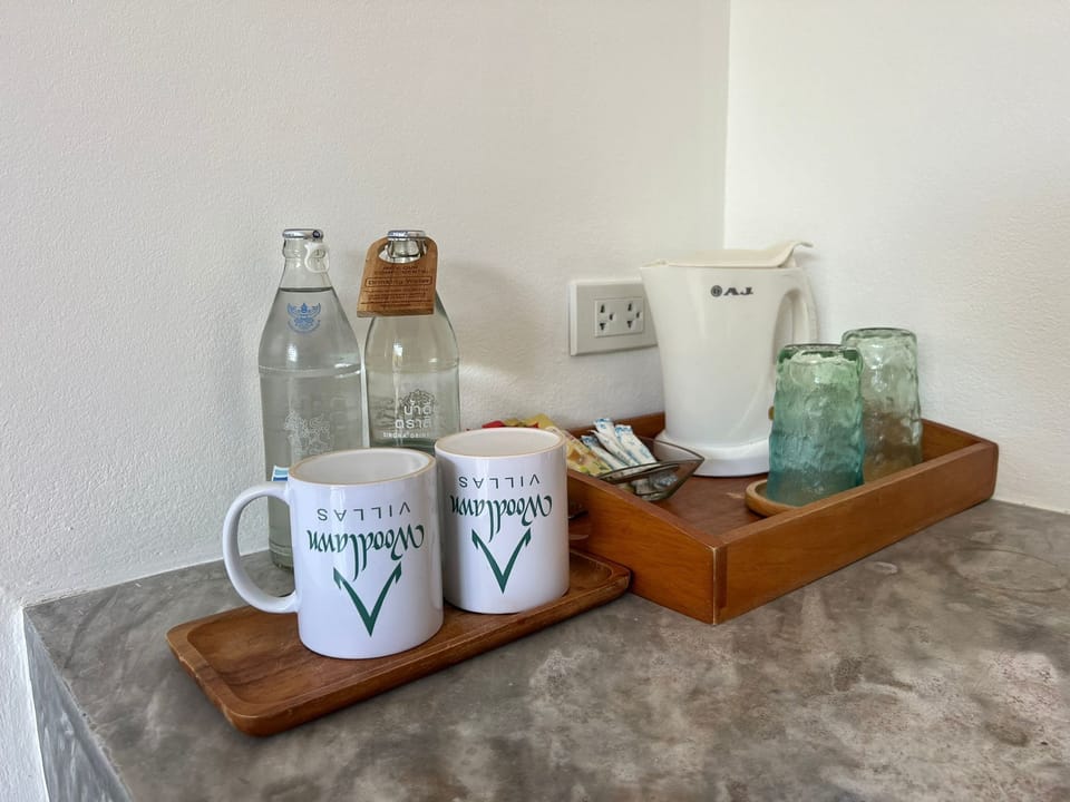 Superior Double Room with Balcony | Coffee and/or coffee maker