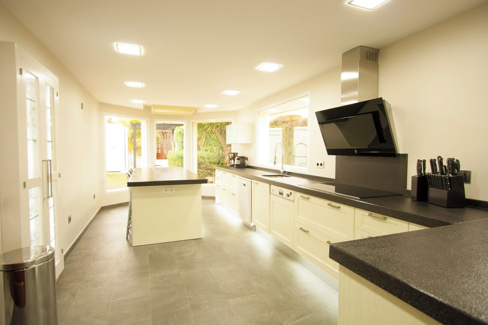 Luxury Villa, 5 Bedrooms, Private Pool | Private kitchen | Fridge, microwave, oven, stovetop