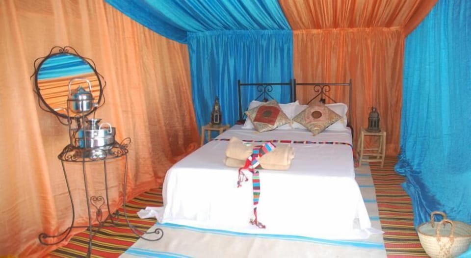 Traditional Tent (Double) | Rollaway beds (surcharge)