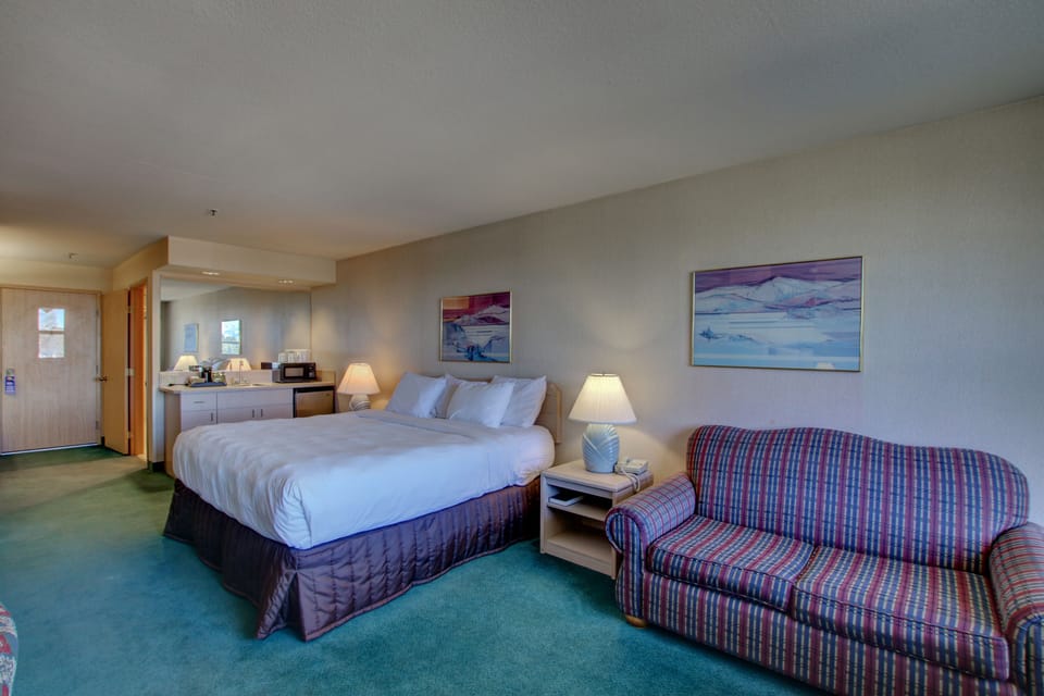 Iron/ironing board, free WiFi, bed sheets, wheelchair access