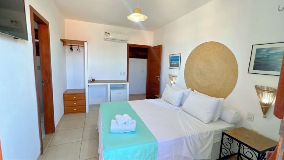 Premium bedding, minibar, individually decorated, individually furnished