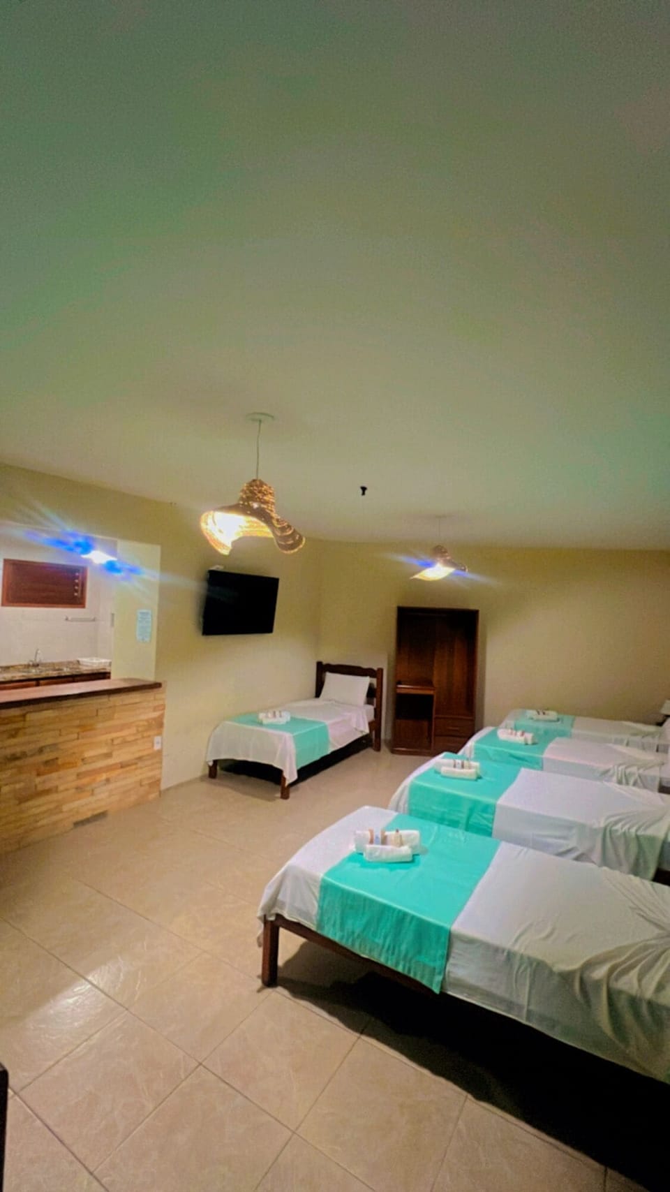 Family Studio Suite | Premium bedding, minibar, individually decorated, individually furnished