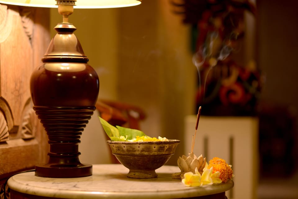 Couples treatment rooms, body treatments, facials