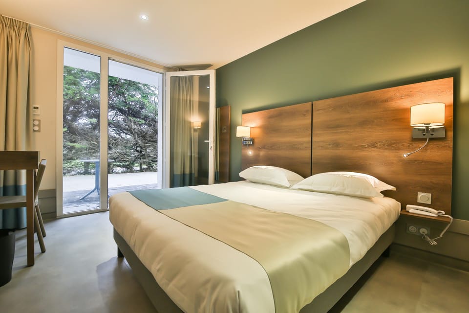 Double Room, Terrace | Desk, soundproofing, iron/ironing board, free WiFi