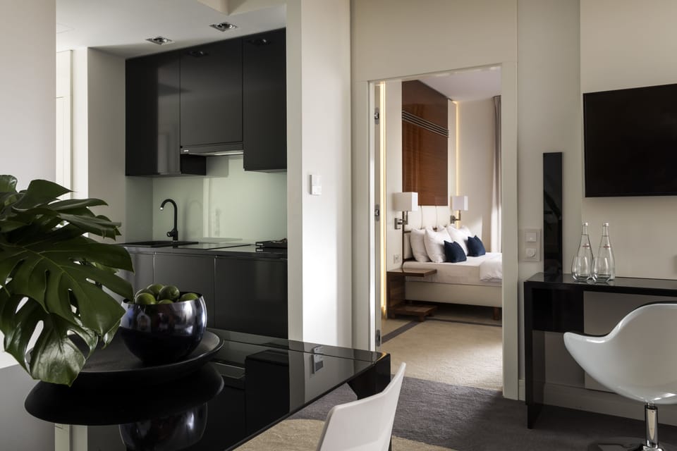 Luxury Suite, Balcony | Private kitchen | Coffee/tea maker, electric kettle