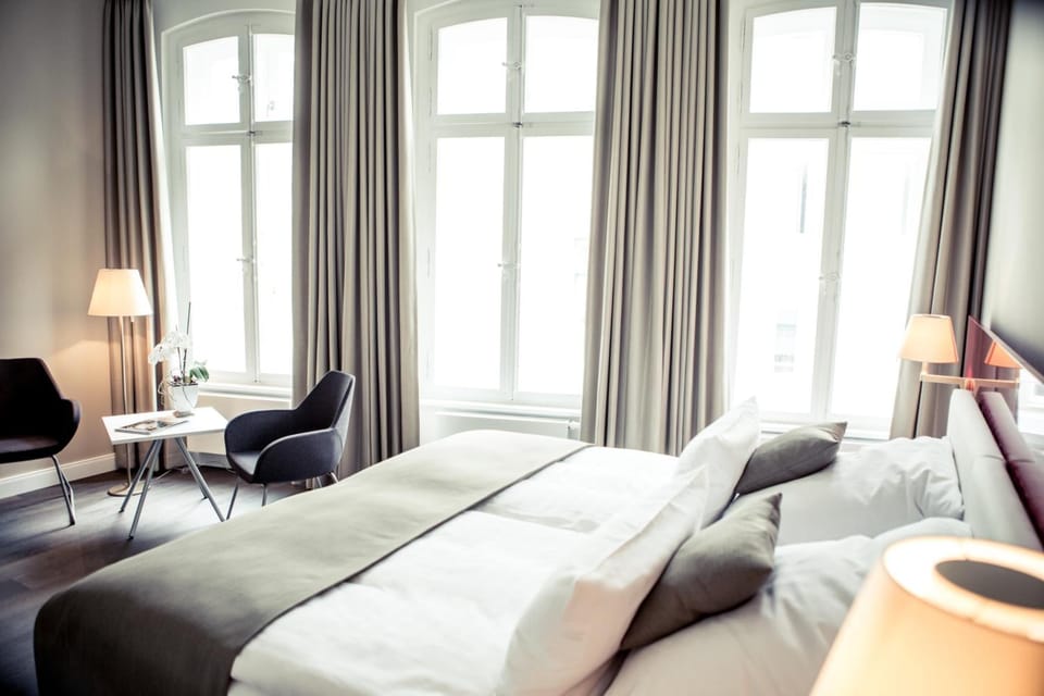 Minibar, in-room safe, desk, soundproofing
