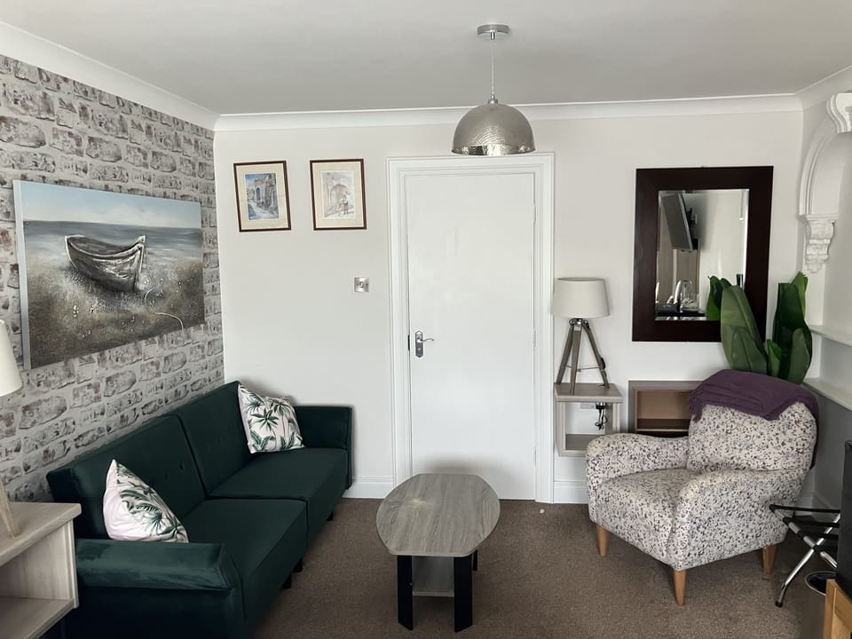 Double Room (Superking) | Egyptian cotton sheets, premium bedding, in-room safe