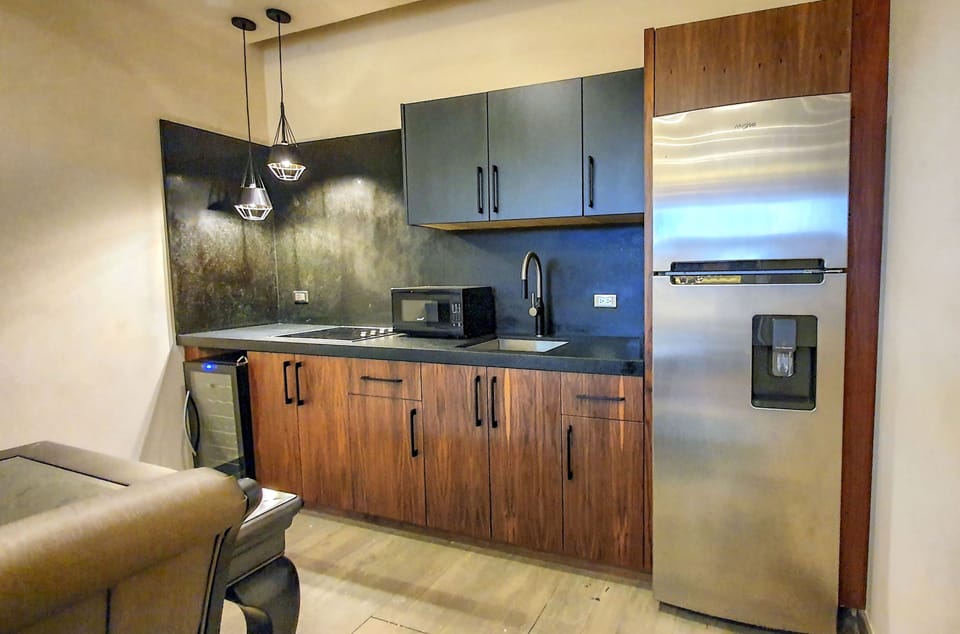 Presidential Suite, 1 Bedroom | Private kitchenette | Coffee/tea maker