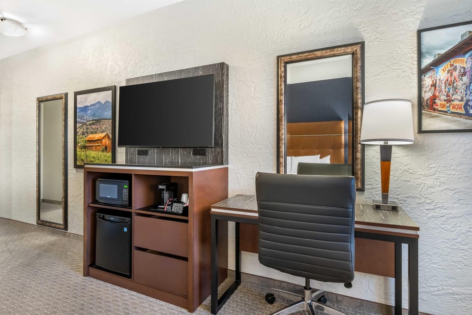 Room, 1 King Bed, Accessible (Roll in Shower) | Desk, blackout drapes, iron/ironing board, cribs (free)