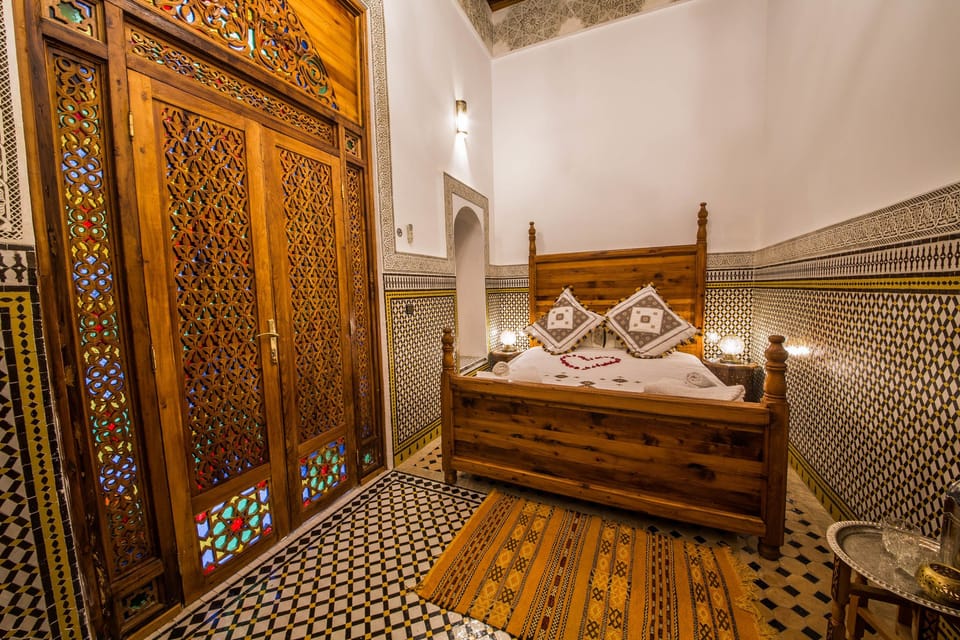 Double Room, 1 Bedroom | In-room safe, desk, WiFi (free), individually decorated