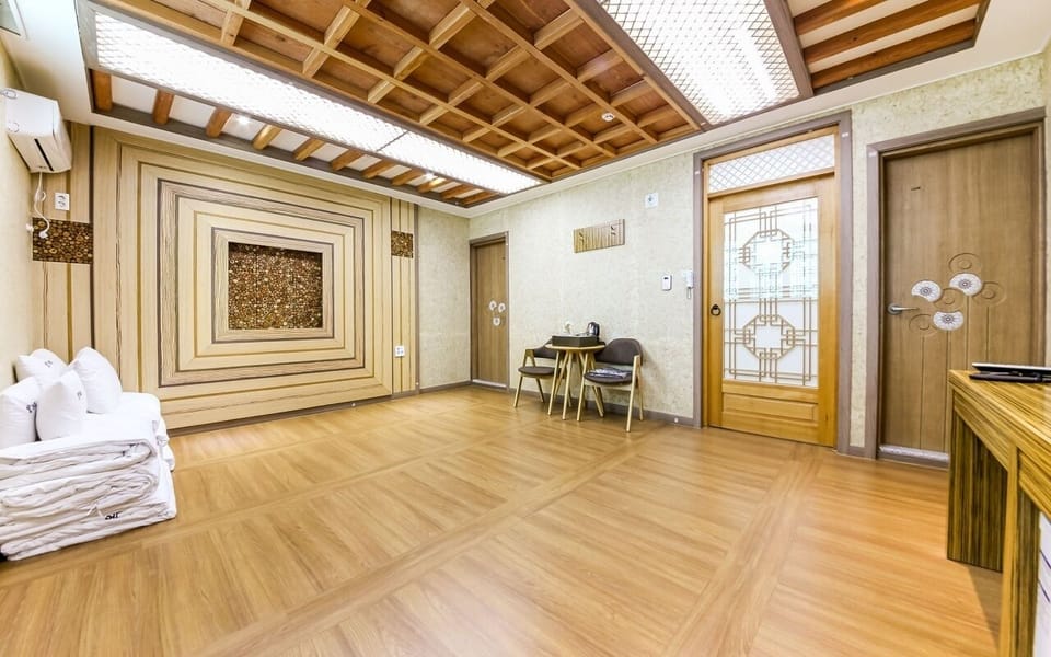 Room (Korean Ondol, Rate for 2) | Free WiFi, bed sheets