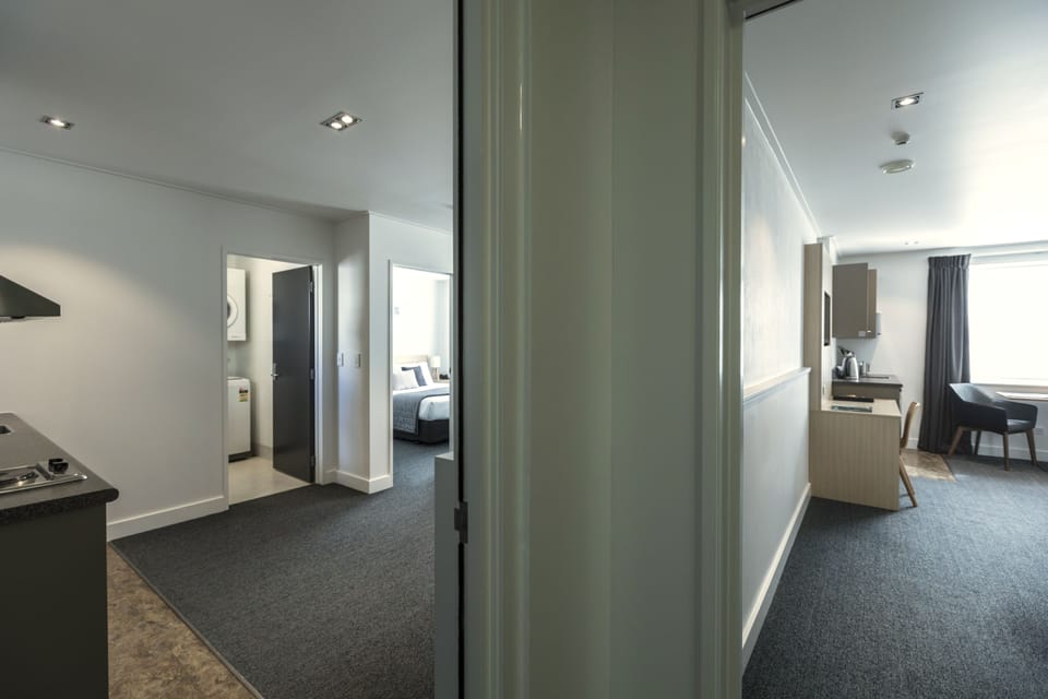 Family Apartment, 2 Bedrooms | Laptop workspace, soundproofing, iron/ironing board, free WiFi