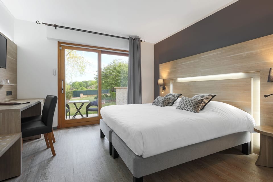 Superior Double Room | Premium bedding, Select Comfort beds, minibar, in-room safe