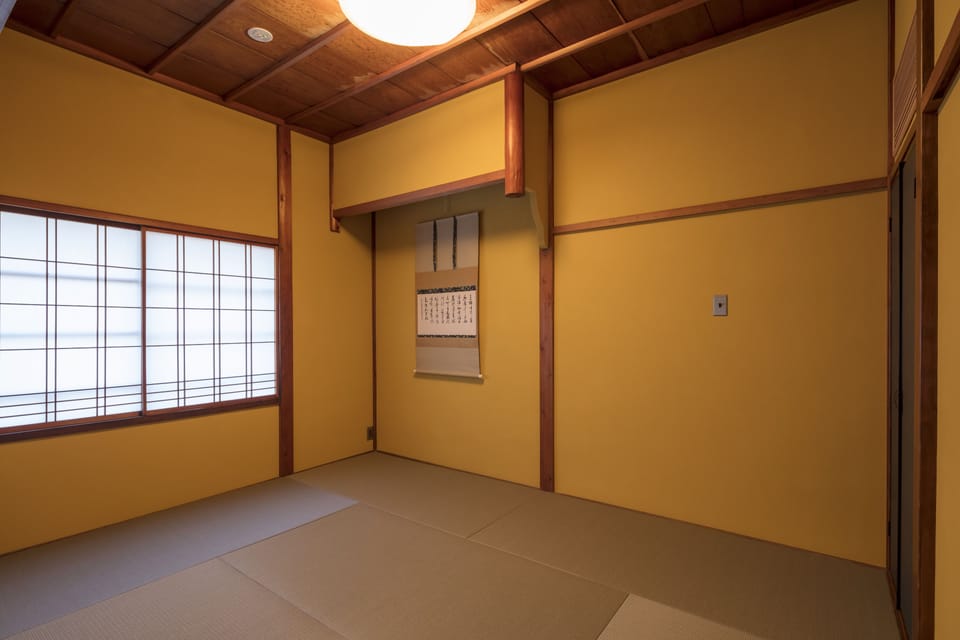 Traditional House, 3 Bedrooms, Kitchen, Garden View | 3 bedrooms, in-room safe, individually decorated, individually furnished