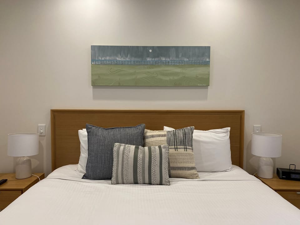 Superior King Spa Suite, Jetted | 1 bedroom, premium bedding, in-room safe, blackout drapes