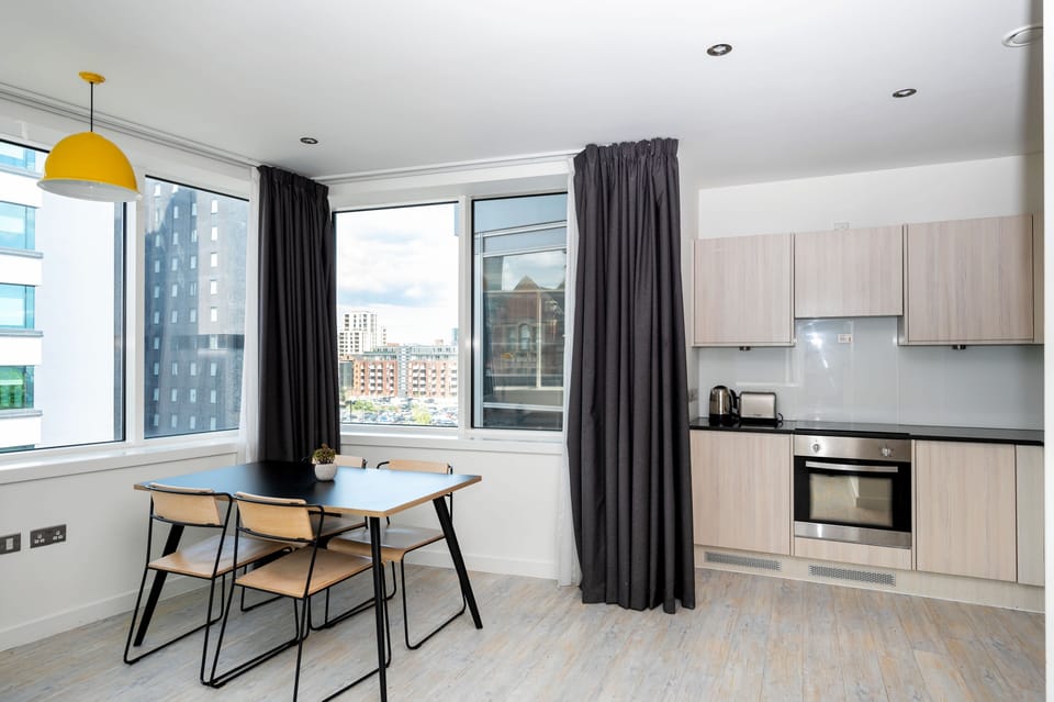 Basic Apartment, 2 Bedrooms | Private kitchen | Fridge, microwave, oven, stovetop