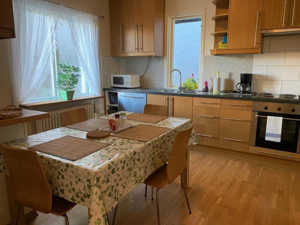 Apartment, 2 Bedrooms, Garden View | Private kitchen | Fridge, microwave, stovetop, dishwasher
