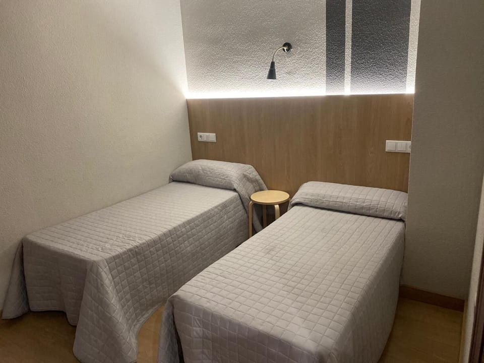 Hostal Uria Hostel in Salamanca