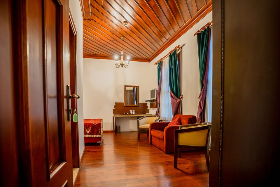 Deluxe Single Room | Egyptian cotton sheets, premium bedding, minibar, in-room safe