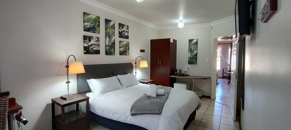 Family Room, 2 Bedrooms | Select Comfort beds, in-room safe, desk, laptop workspace