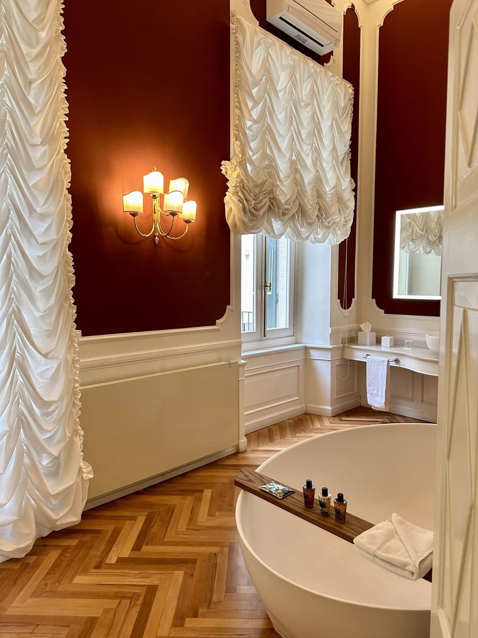 Royal Suite, Balcony, City View | Bathroom | Free toiletries, hair dryer, bathrobes, slippers