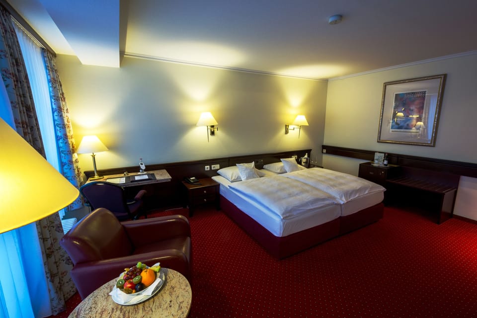Comfort Double or Twin Room | Premium bedding, in-room safe, desk, iron/ironing board