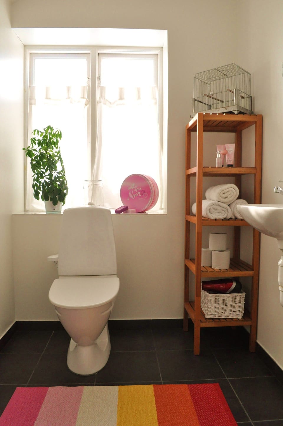 Standard Twin Room, Shared Bathroom | Bathroom | Towels