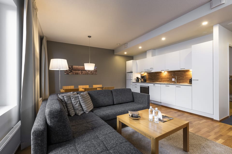 Premium Chalet, 2 Bedrooms, Sauna | Private kitchen | Paper towels