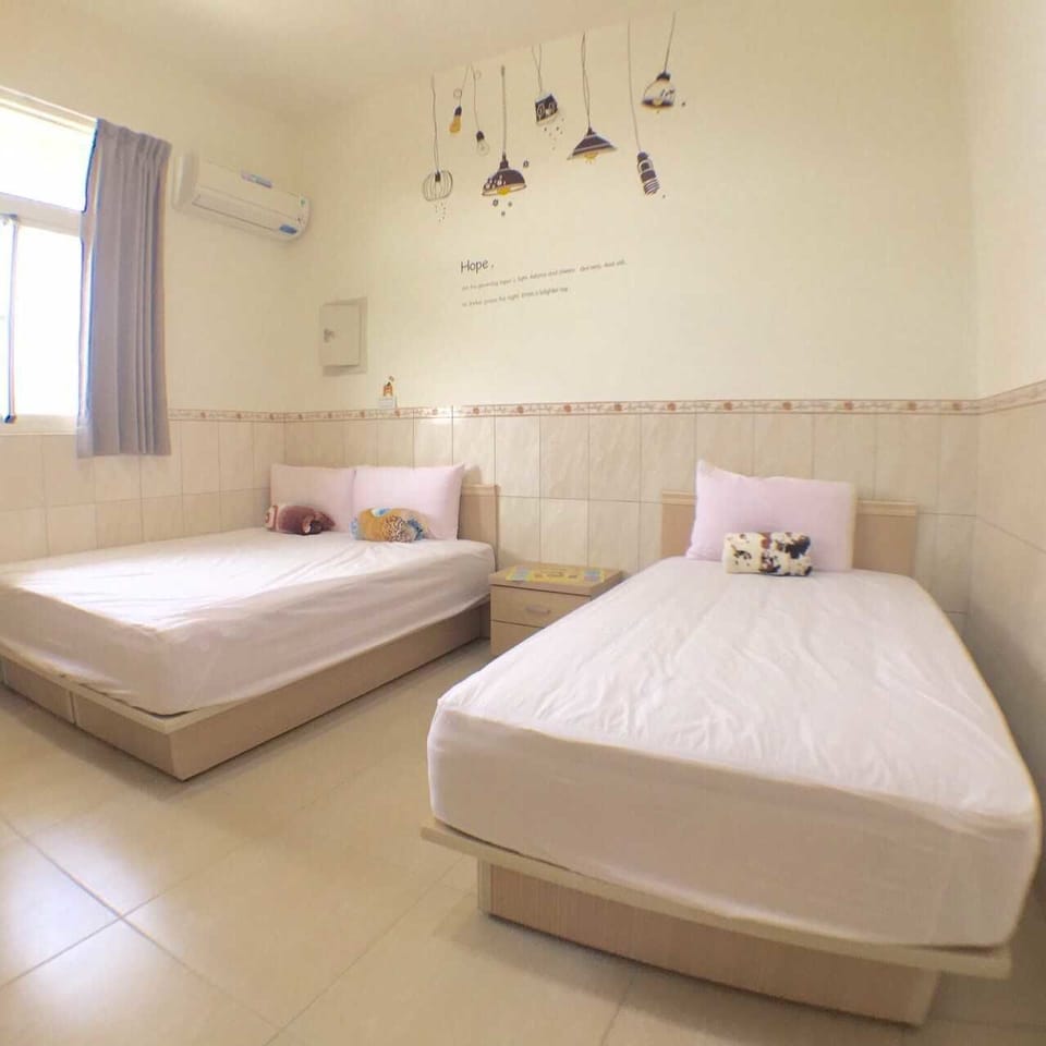 Basic Triple Room | Blackout drapes, free WiFi