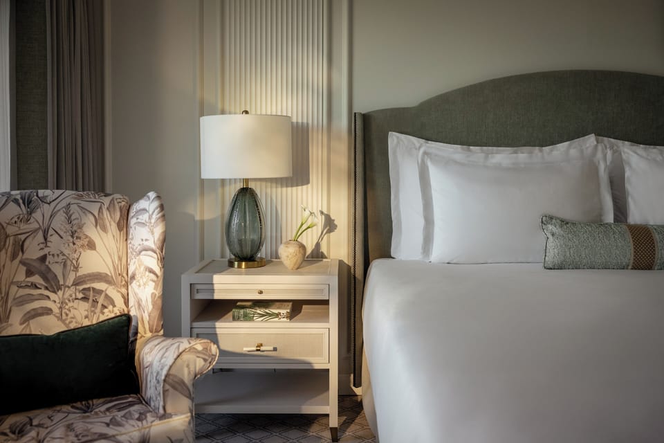 Deluxe Room (Grand) | Premium bedding, minibar, in-room safe, desk