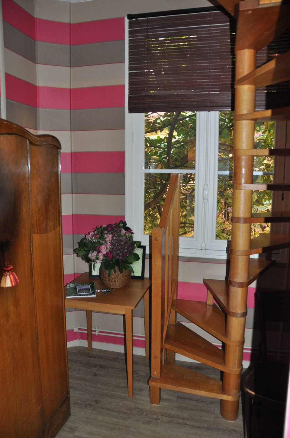 Superior Double Room, Garden View | Iron/ironing board, free WiFi