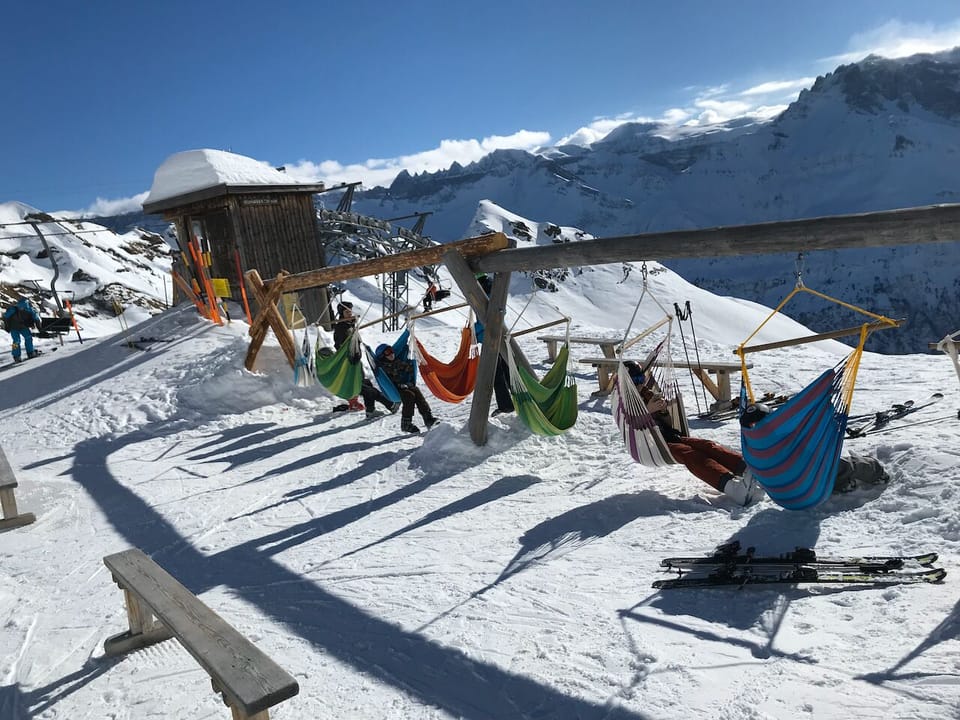 Snow and ski sports